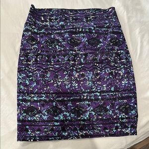 Elegant Purple Patterned Skirt